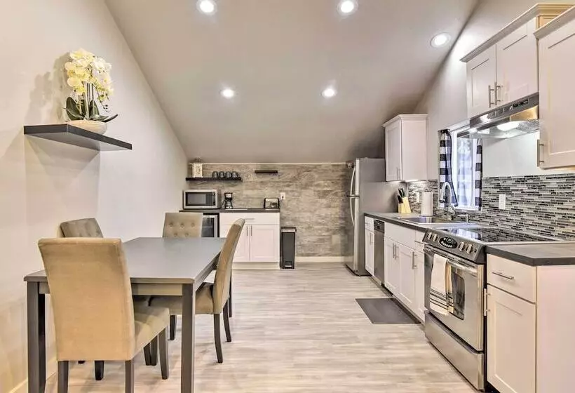 Oregon City Abode ~ 23 Mi To Dtwn Portland!