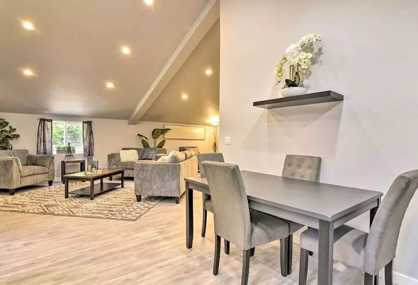 Oregon City Abode ~ 23 Mi To Dtwn Portland!