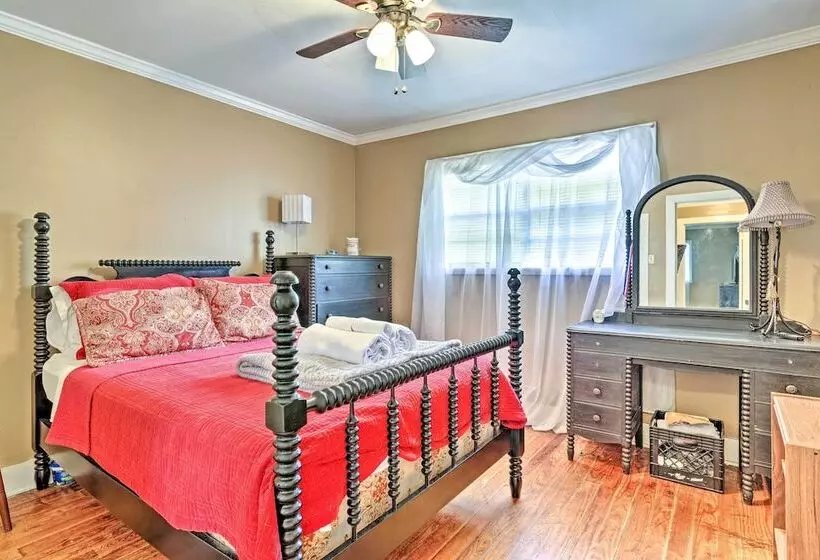 Oxford Home On Private Land < 7 Mi To Dtwn!