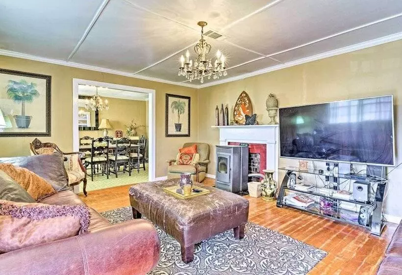 Oxford Home On Private Land < 7 Mi To Dtwn!