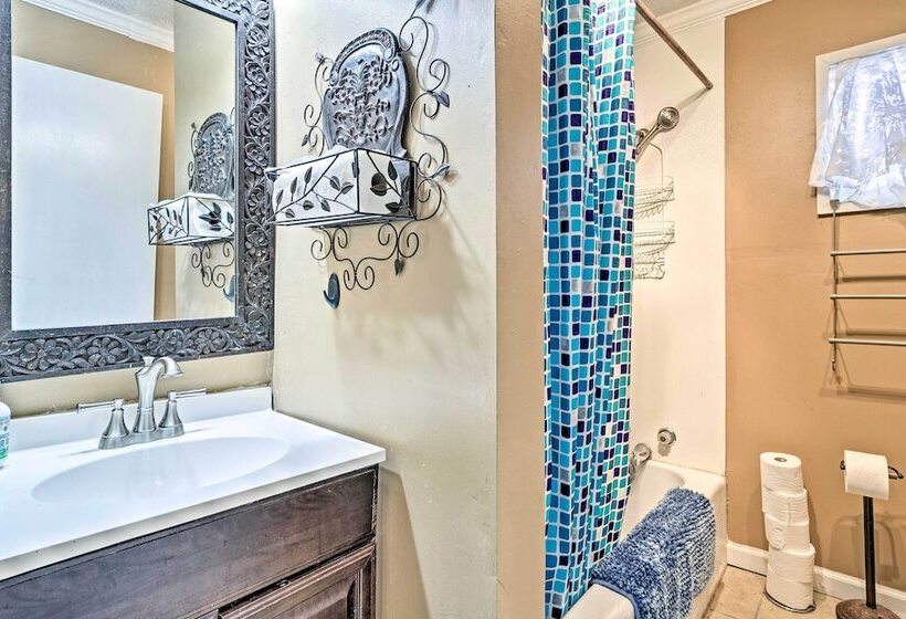 Oxford Home On Private Land < 7 Mi To Dtwn!