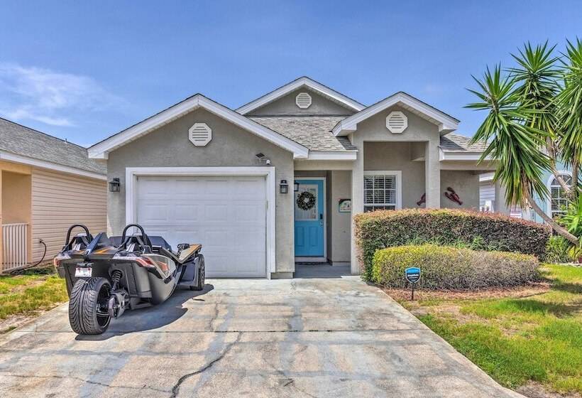 Pcb Retreat W/ Patio & Grill < 1 Mi To Beach!