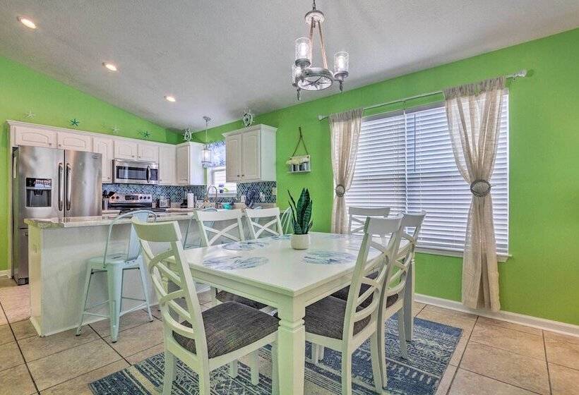 Pcb Retreat W/ Patio & Grill < 1 Mi To Beach!