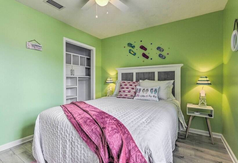 Pcb Retreat W/ Patio & Grill < 1 Mi To Beach!