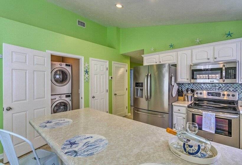 Pcb Retreat W/ Patio & Grill < 1 Mi To Beach!