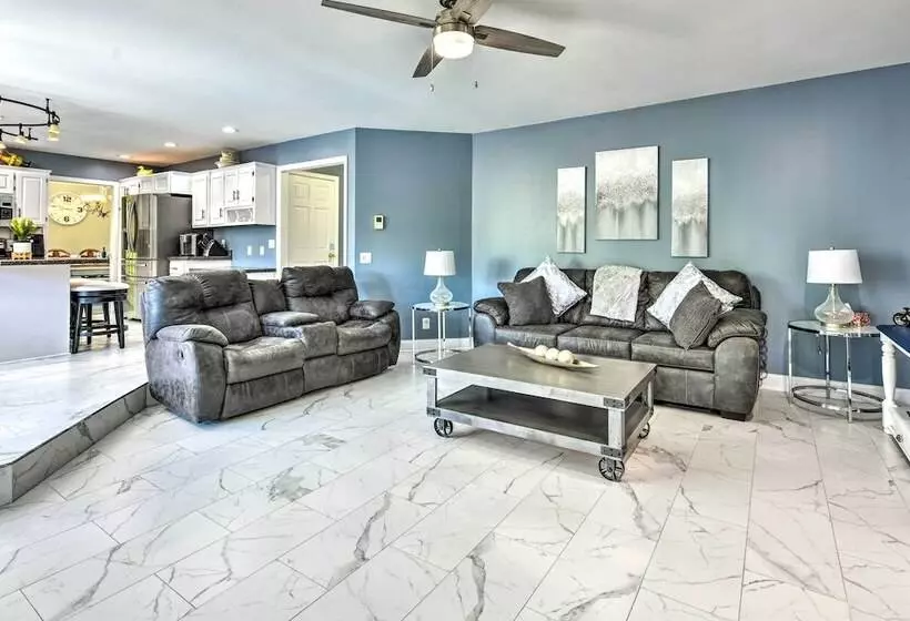 Pet Friendly Maple Grove Gem W/ Private Yard!