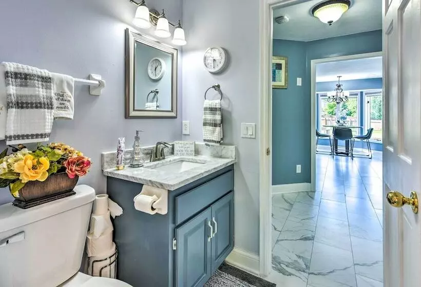 Pet Friendly Maple Grove Gem W/ Private Yard!