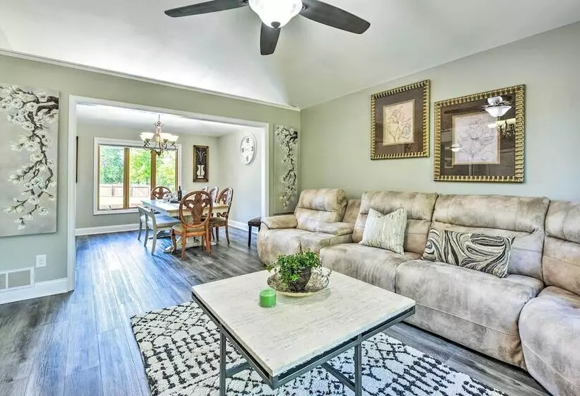 Pet Friendly Maple Grove Gem W/ Private Yard!