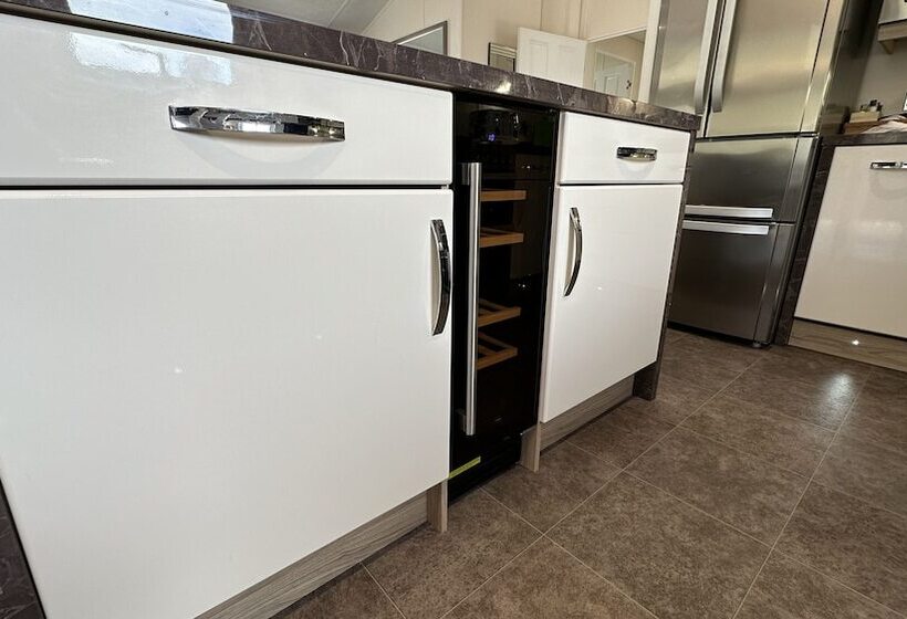 منتجع Escape Holidays Limited