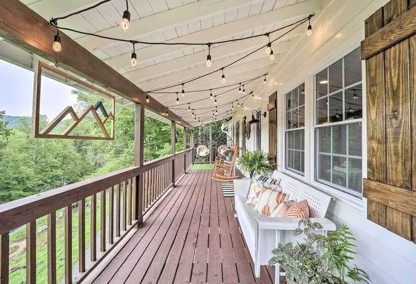 Riverfront Sugar Grove Home: Hot Tub & Views!