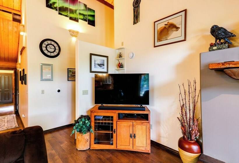 Riverside Log Cabin: On Site Aurora Viewing!