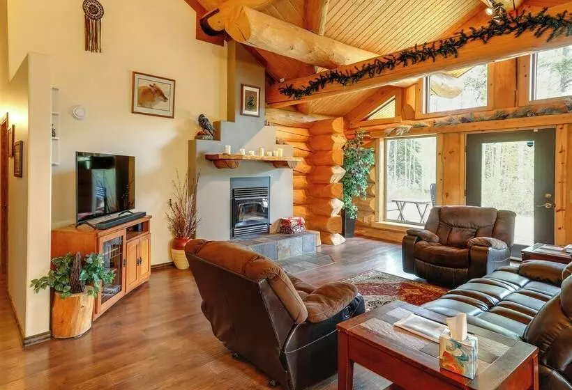 Riverside Log Cabin: On Site Aurora Viewing!