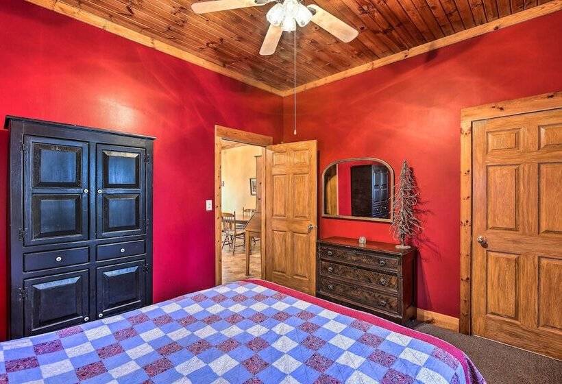 Secluded Bear Lake Getaway W/ Fire Pit & Porch!