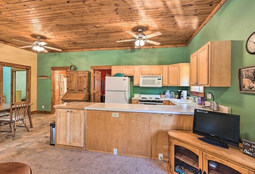 Secluded Bear Lake Getaway W/ Fire Pit & Porch!