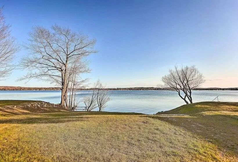 Secluded Bear Lake Getaway W/ Fire Pit & Porch!