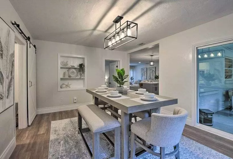 The Melrose Sarasota  W/ Large Private Lanai