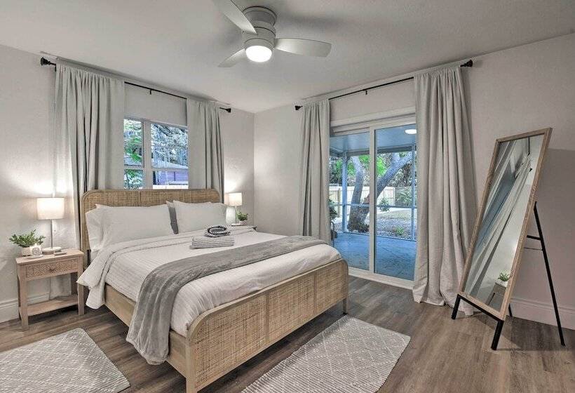 The Melrose Sarasota  W/ Large Private Lanai