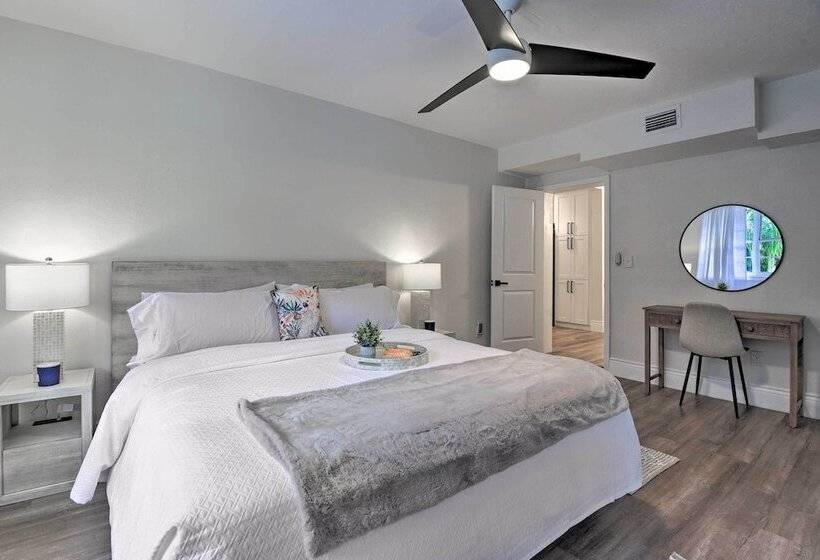 The Melrose Sarasota  W/ Large Private Lanai