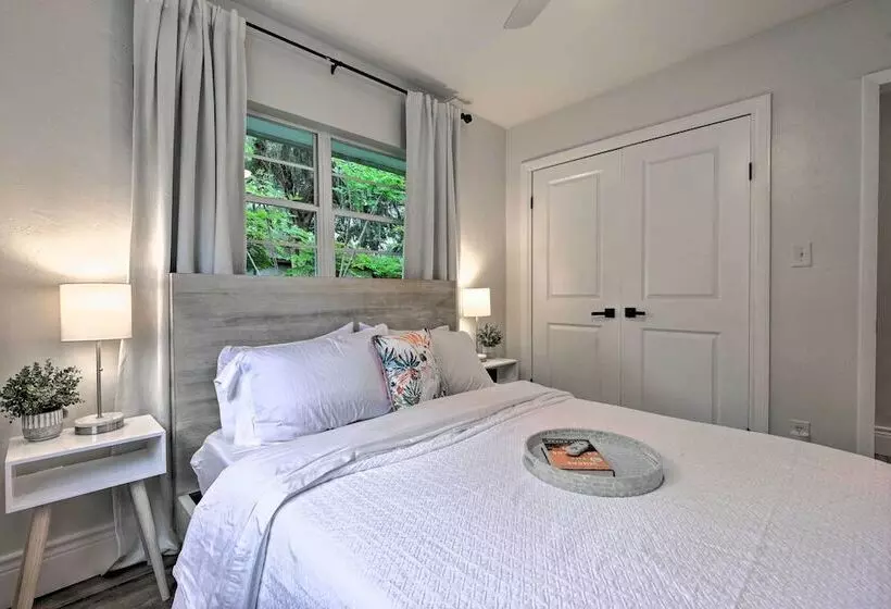 The Melrose Sarasota  W/ Large Private Lanai