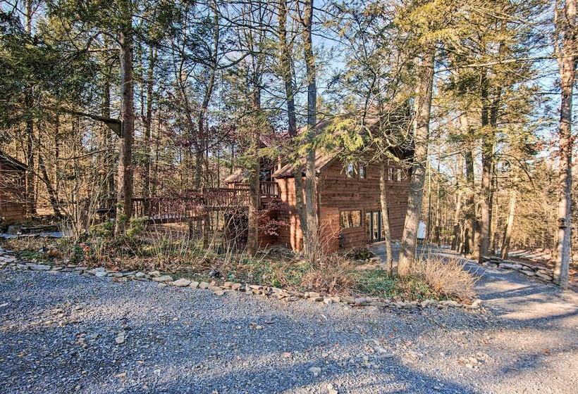 Timberland Estates  Cabin: Close To Trails!