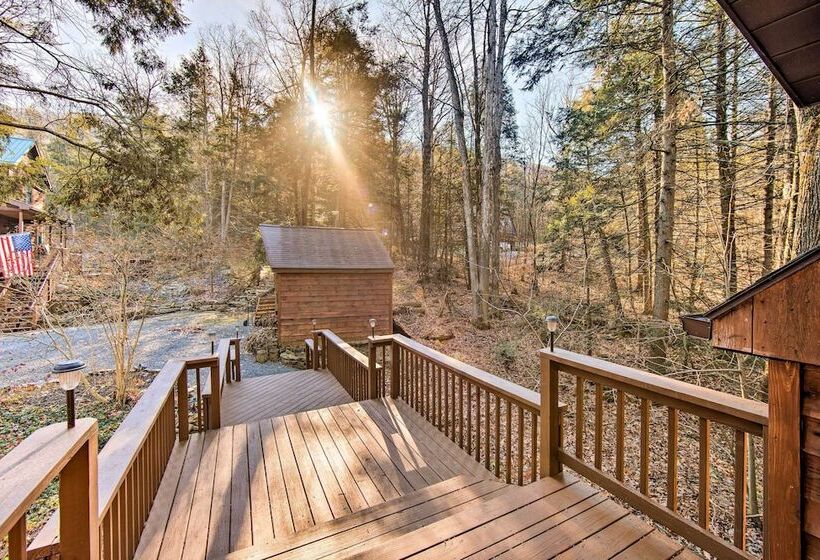 Timberland Estates  Cabin: Close To Trails!