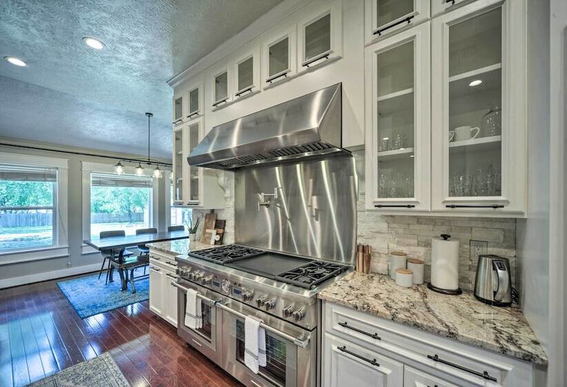 Buda Home W/ Deck & Fire Pit   15 Mi To Austin!