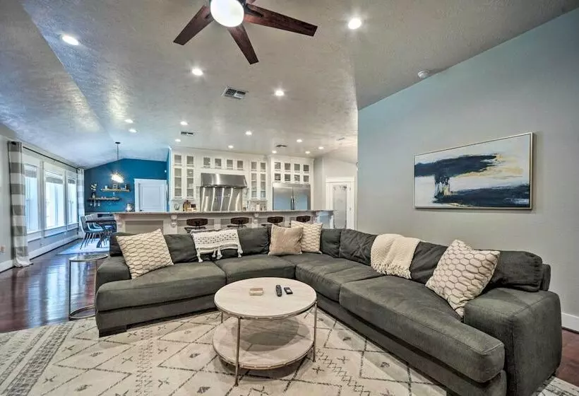 Buda Home W/ Deck & Fire Pit   15 Mi To Austin!