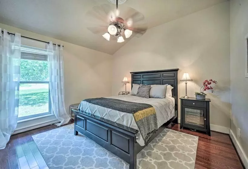 Buda Home W/ Deck & Fire Pit   15 Mi To Austin!