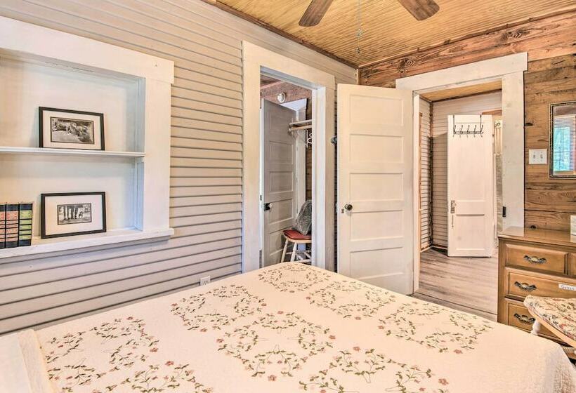 Updated Cabin W/porch, Mins To Cossatot River