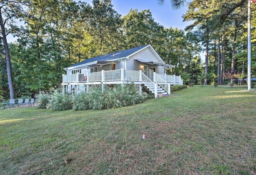 Waterfront Home In Quiet Cove: Kayaks On Site