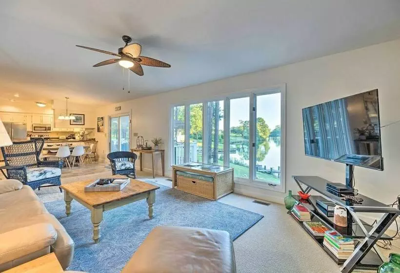 Waterfront Home In Quiet Cove: Kayaks On Site