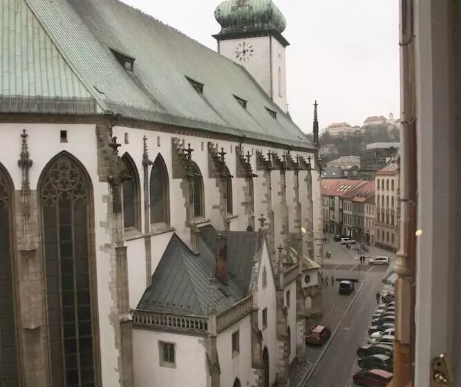 Retkeilymaja Jacob Brno