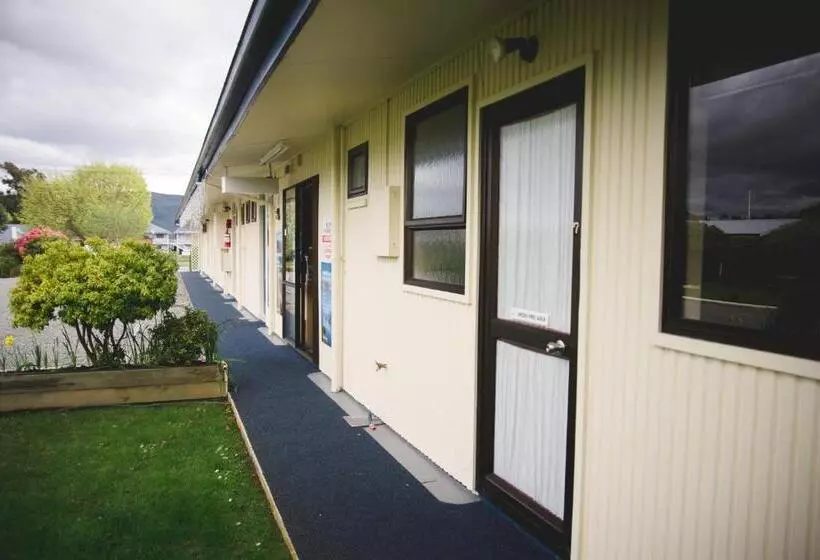 Alpenhorn Motel