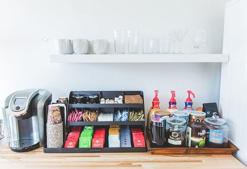 ベッドアンドブレックファースト Hollywood Pensione