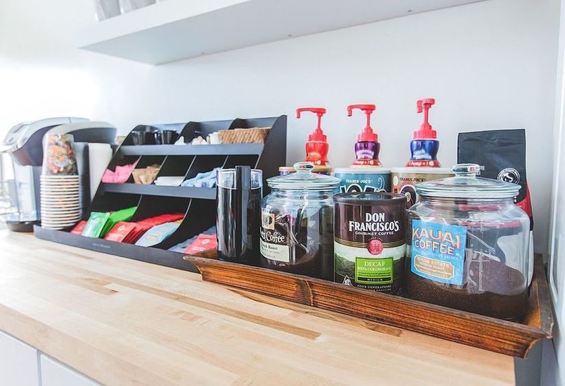 ベッドアンドブレックファースト Hollywood Pensione