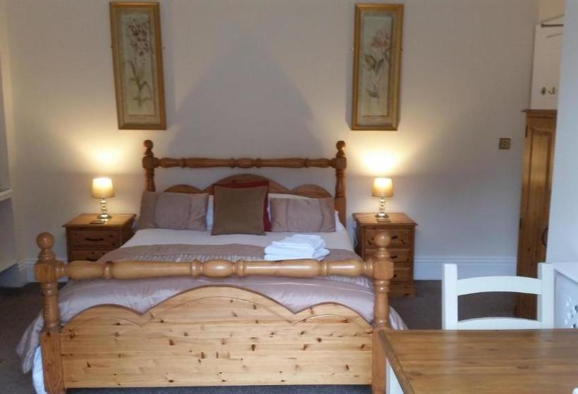 مبيت وإفطار Rylstone Mere