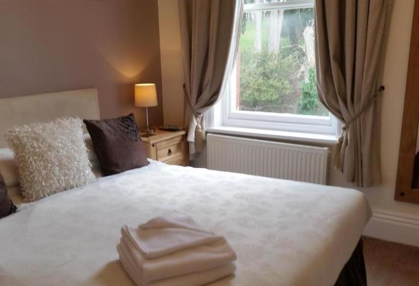 مبيت وإفطار Rylstone Mere