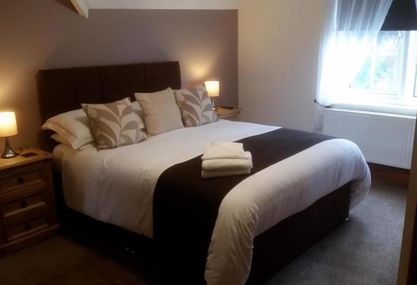 مبيت وإفطار Rylstone Mere