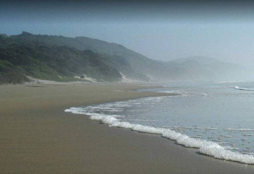 ベッドアンドブレックファースト The Loerie Hide