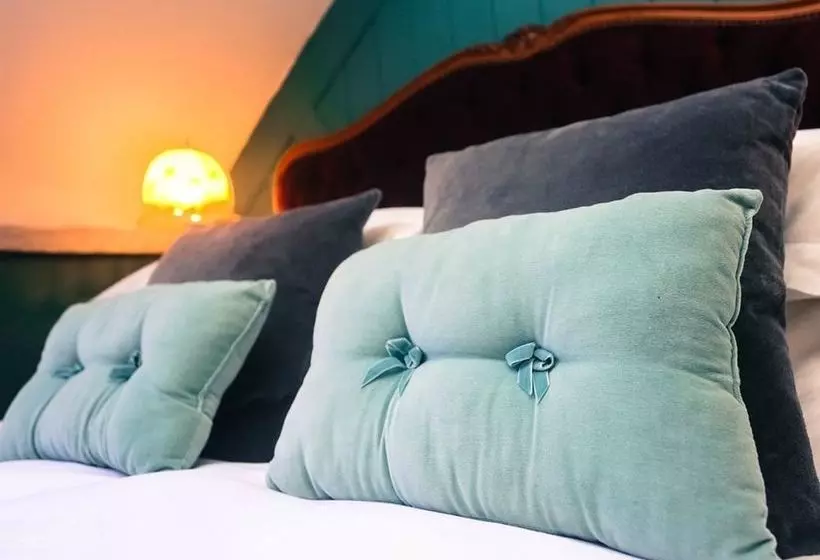 Dotty S Boutique B&b