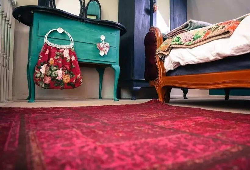 Dotty S Boutique B&b