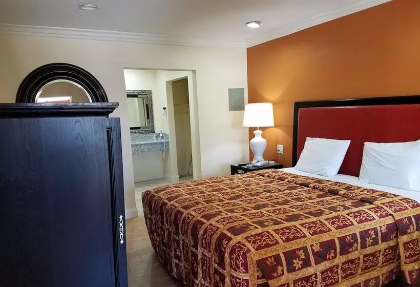 El Rancho Motel