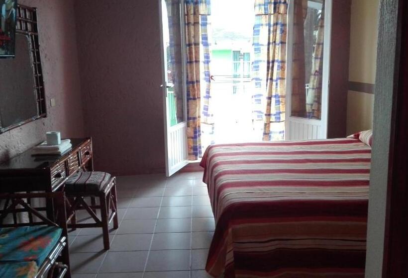 فندق Angela Carolina