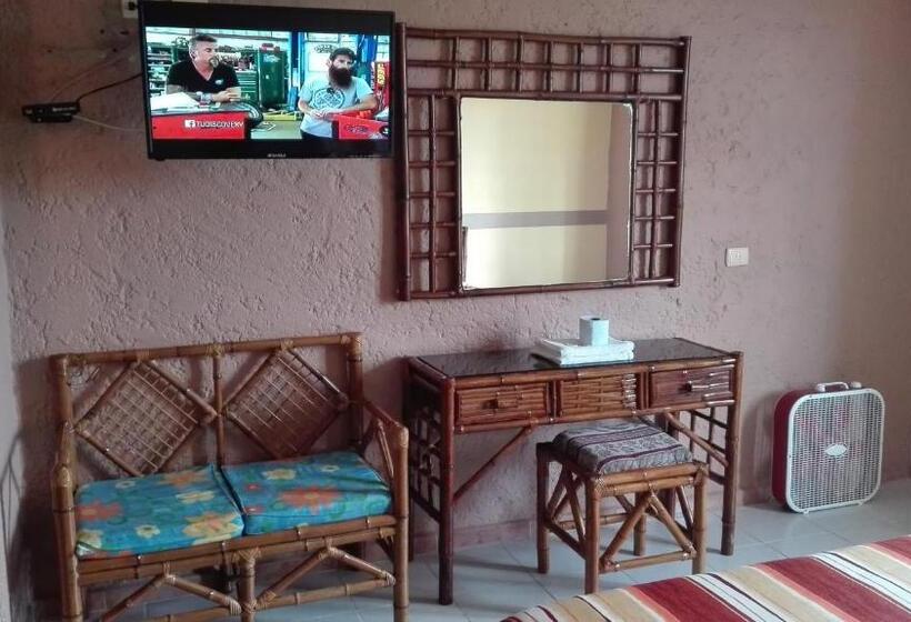 فندق Angela Carolina