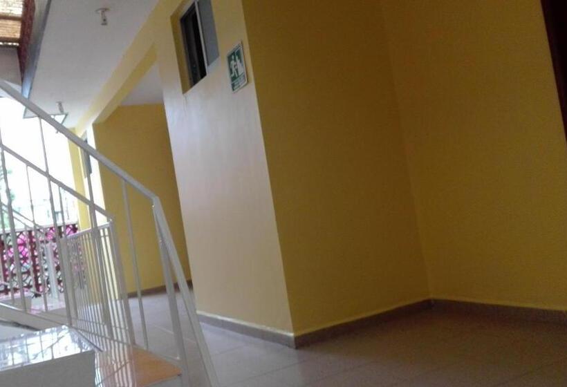 فندق Angela Carolina