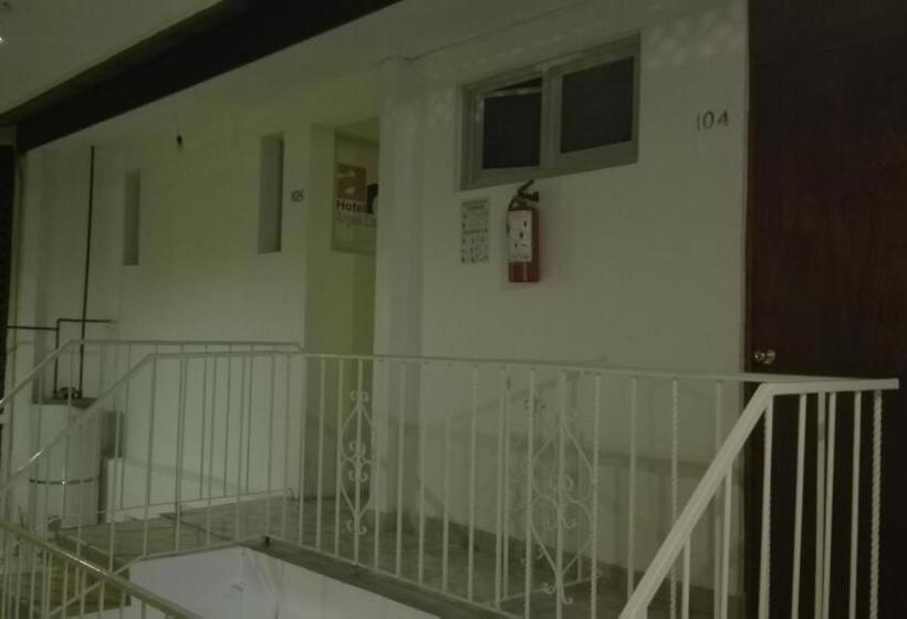 فندق Angela Carolina