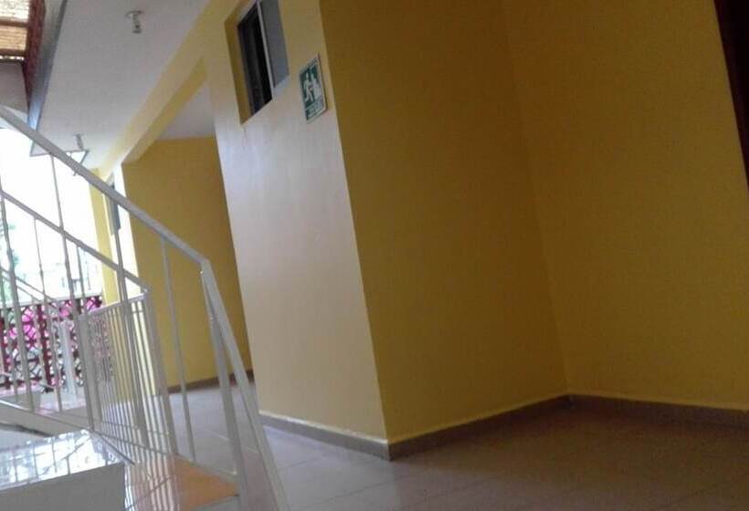 فندق Angela Carolina