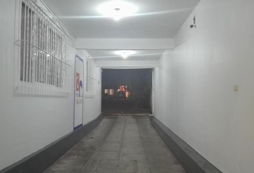 فندق Angela Carolina