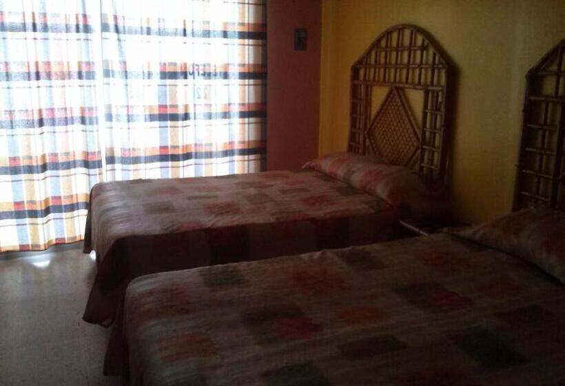 فندق Angela Carolina