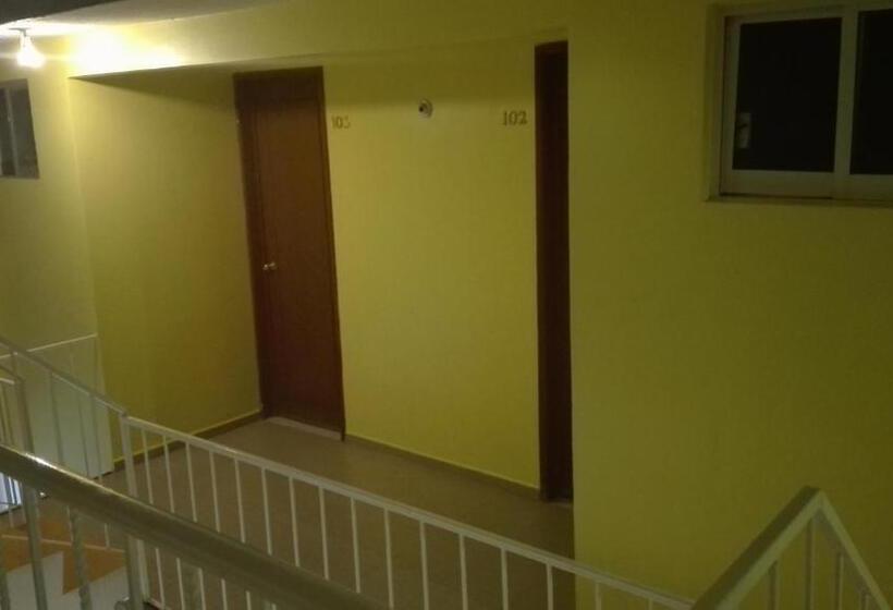 فندق Angela Carolina